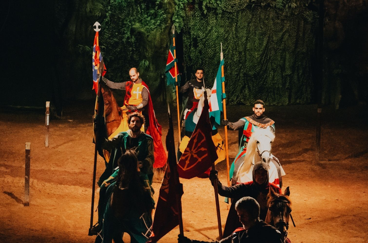 Desafío Medieval Cena-Espectáculo Alfaz del Pi Desafío Medieval Cena-Espectáculo Alfaz del Pi