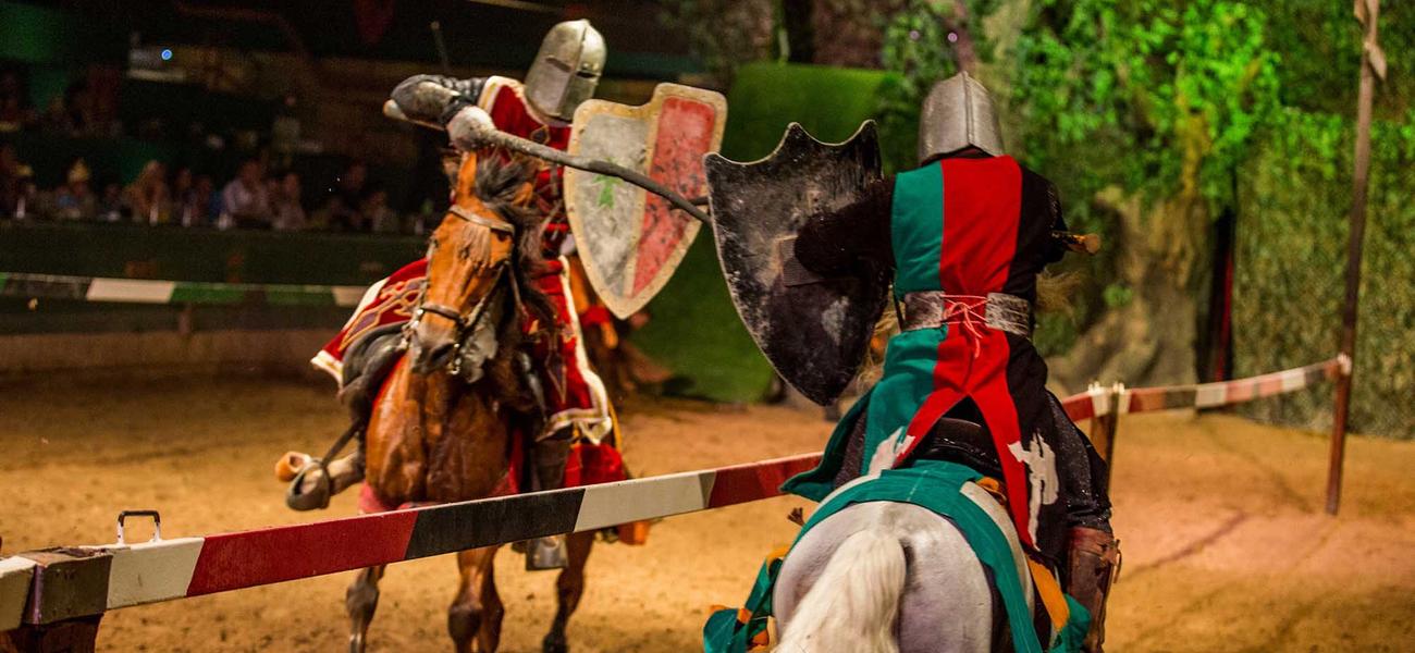 ¿Qué incluye el espectáculo? Desafío Medieval Cena-Espectáculo Alfaz del Pi ¿Qué incluye el espectáculo? Desafío Medieval Cena-Espectáculo Alfaz del Pi